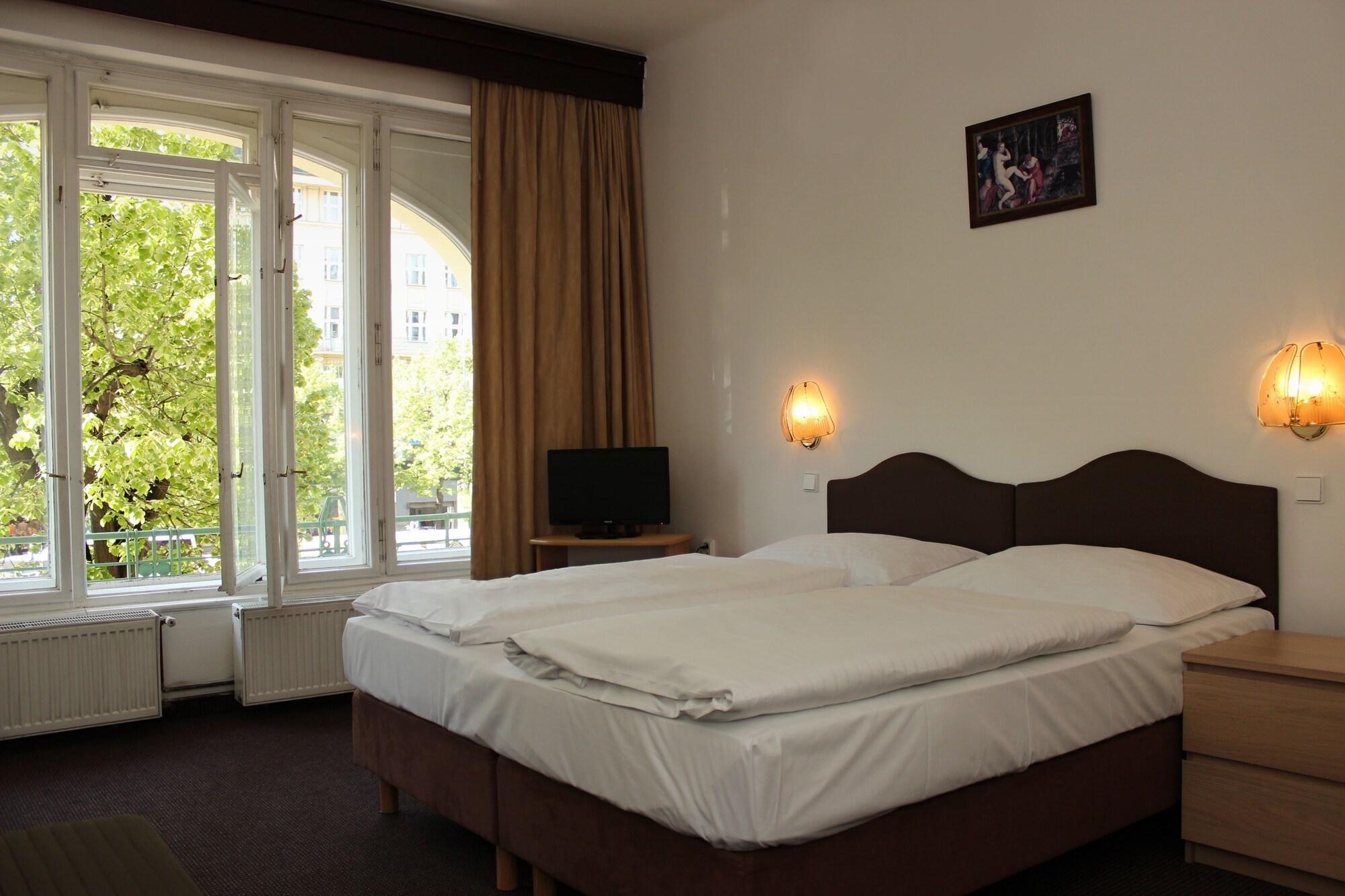 Meran Prague Exterior photo