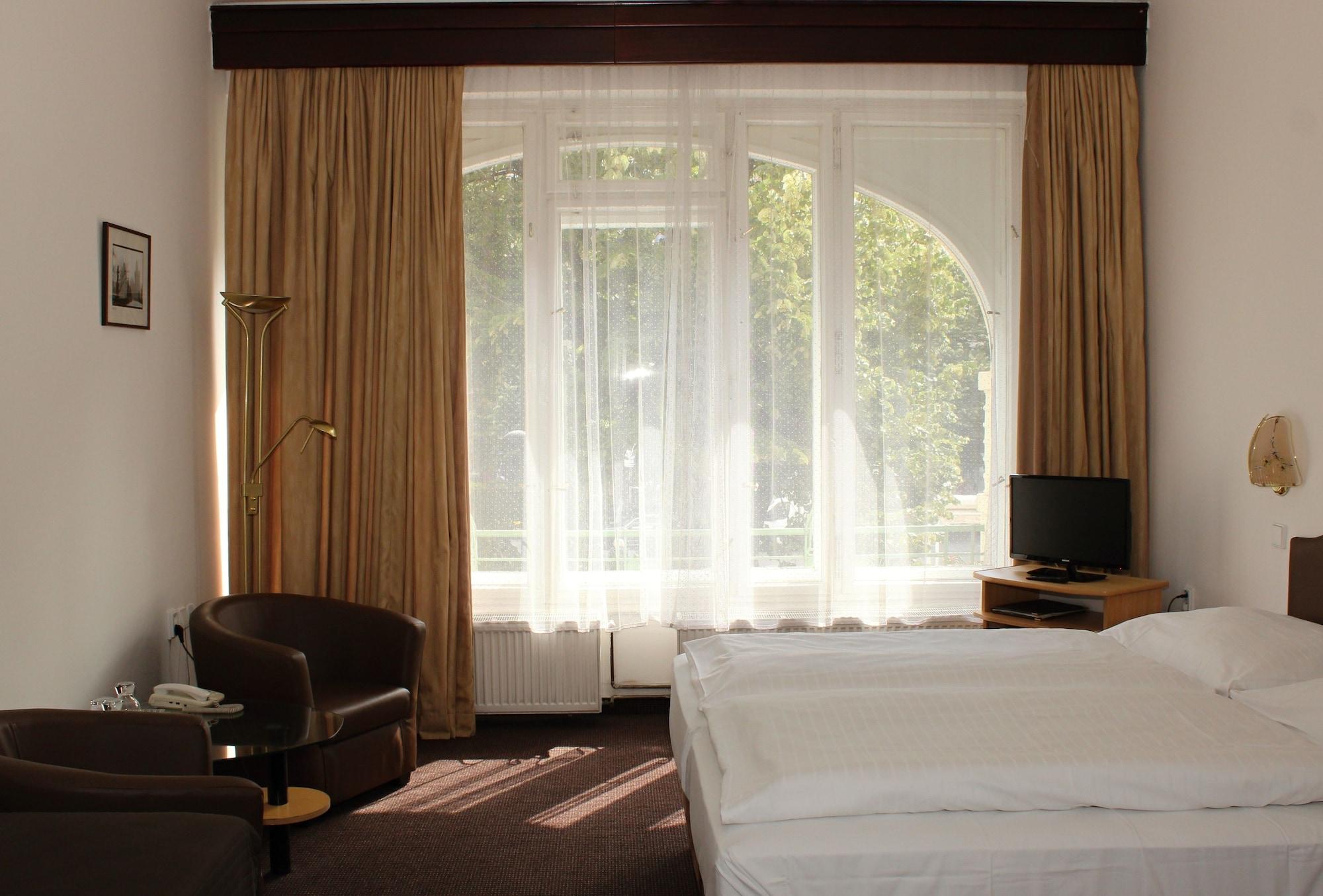 Meran Prague Exterior photo