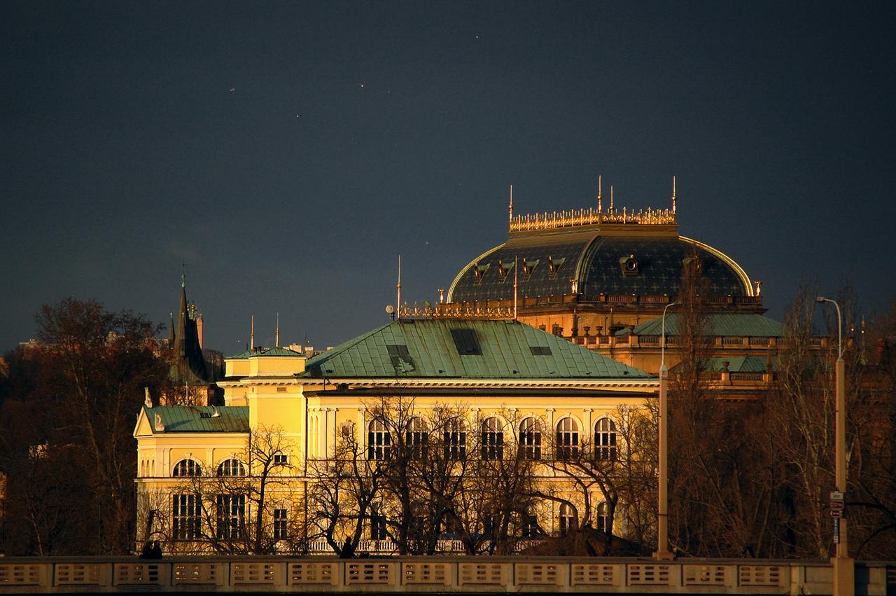 Meran Prague Exterior photo